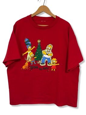 2004 The Simpsons Red Holiday Graphic Tee